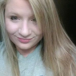 Meet your Posher, Krystal